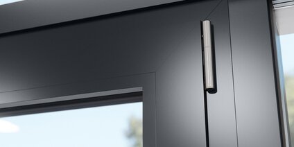 Bandseite UNI-JET C Aluminiumfenster mit Bandseite UNI-JET C